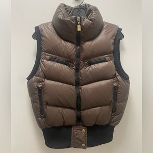 TNA Retro Brown Cropped Puffer Vest